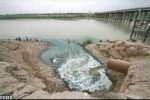 نمونه‌برداری از آب نقاط مشکوک به آلودگی در خوزستان