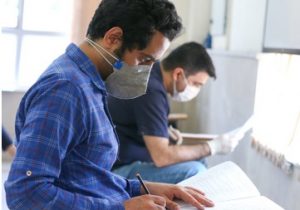 برگزاری هشتمین آزمون استخدامی کشور با رعایت شرایط کرونا در خوزستان