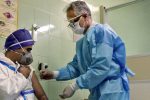 افراد بالای ۴۱ سال خوزستانی برای دریافت واکسن اقدام کنند