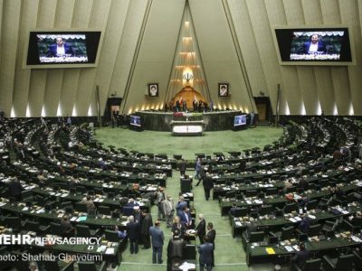 نمایندگان دیگر استان ها مظومیت ورزش خوزستان را فریاد بزنند