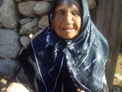 اهدای کمک های مردمی به زلزله زدگان در اندیکا +تصاویر