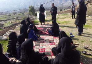 برگزاری ششمین کارگاه آموزشی پیشگیری از آسیب های اجتماعی در منطقه دلی محمد حسین خان روستای صادق آباد اندیکا