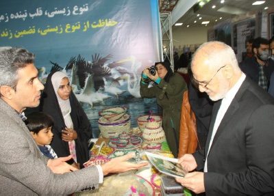 ارائه محصولات تولیدی جوامع محلی در حاشیه مراسم روز جهانی تالاب ها در اهواز