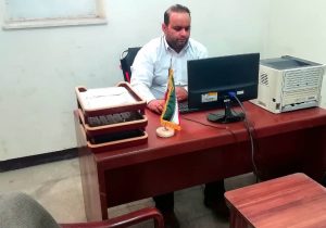 تداوم خدمت جهادی اداره پست شهرستان باوی با وجود گرمای طاقت فرسای خوزستان