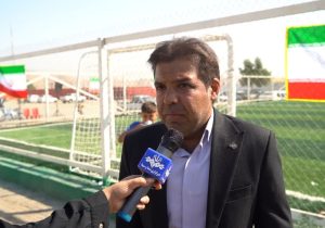 امروز شش چمن مصنوعی به فضاهای ورزشی خوزستان افزوده شد