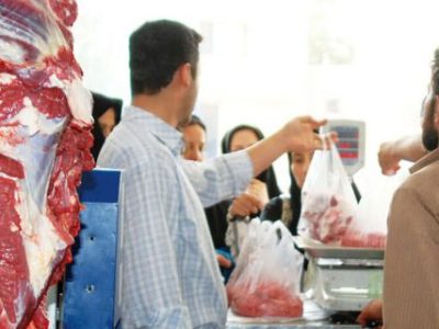 تابلویی که هر روز پاک می‌شود؛ معیشتی که هر روز پاک‌تر می‌شود