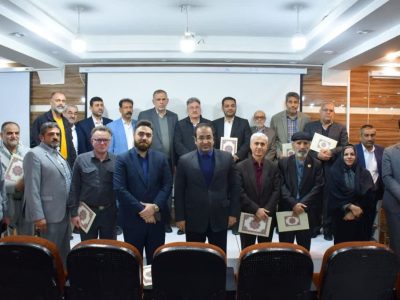 ربع قرن حضور حرفه‌ای، ۲۰۰۰ شماره: روایت‌گری و جریان‌سازی