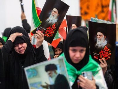 مراسم وداع با پیکر رهبر شهید انقلاب در مصلی تهران