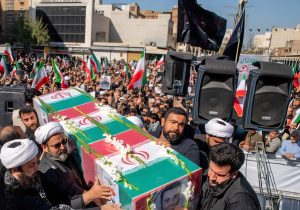 تشییع باشکوه چهار شهید در اهواز/ حضور بی‌نظیر خوزستانی‌ها در نماز جمعه
