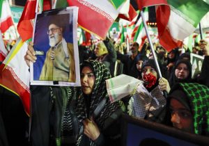 تونل‌های وحدت در خیابان‌های اهواز؛ پیوند تن و وطن