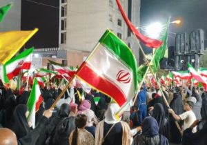 وقتی خیابان لباس وطن می‌پوشد