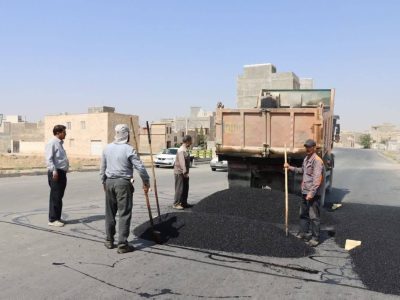 عملیات آسفالت خیابان شهید نورانی در کوی شهید چمران به پایان رسید‌