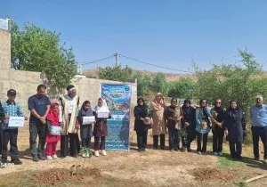 کاشت نهال در مسجدسلیمان به مناسبت روز ملی روستا و عشایر +تصاویر